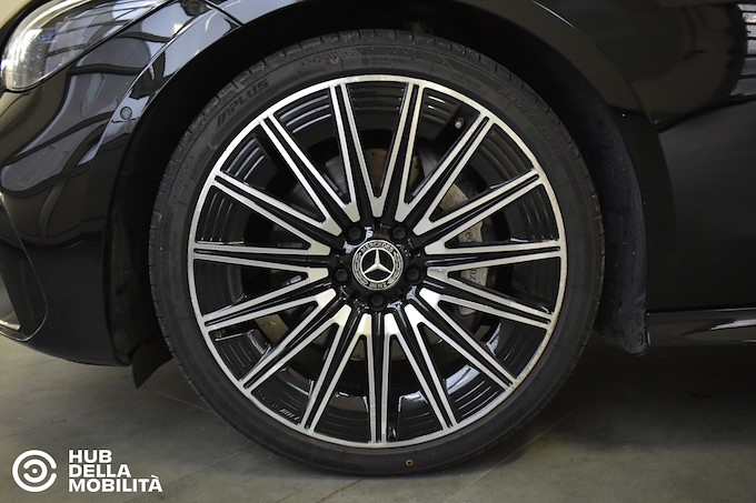 MERCEDES-BENZ CLE 220 d Coupé AMG Line Premium